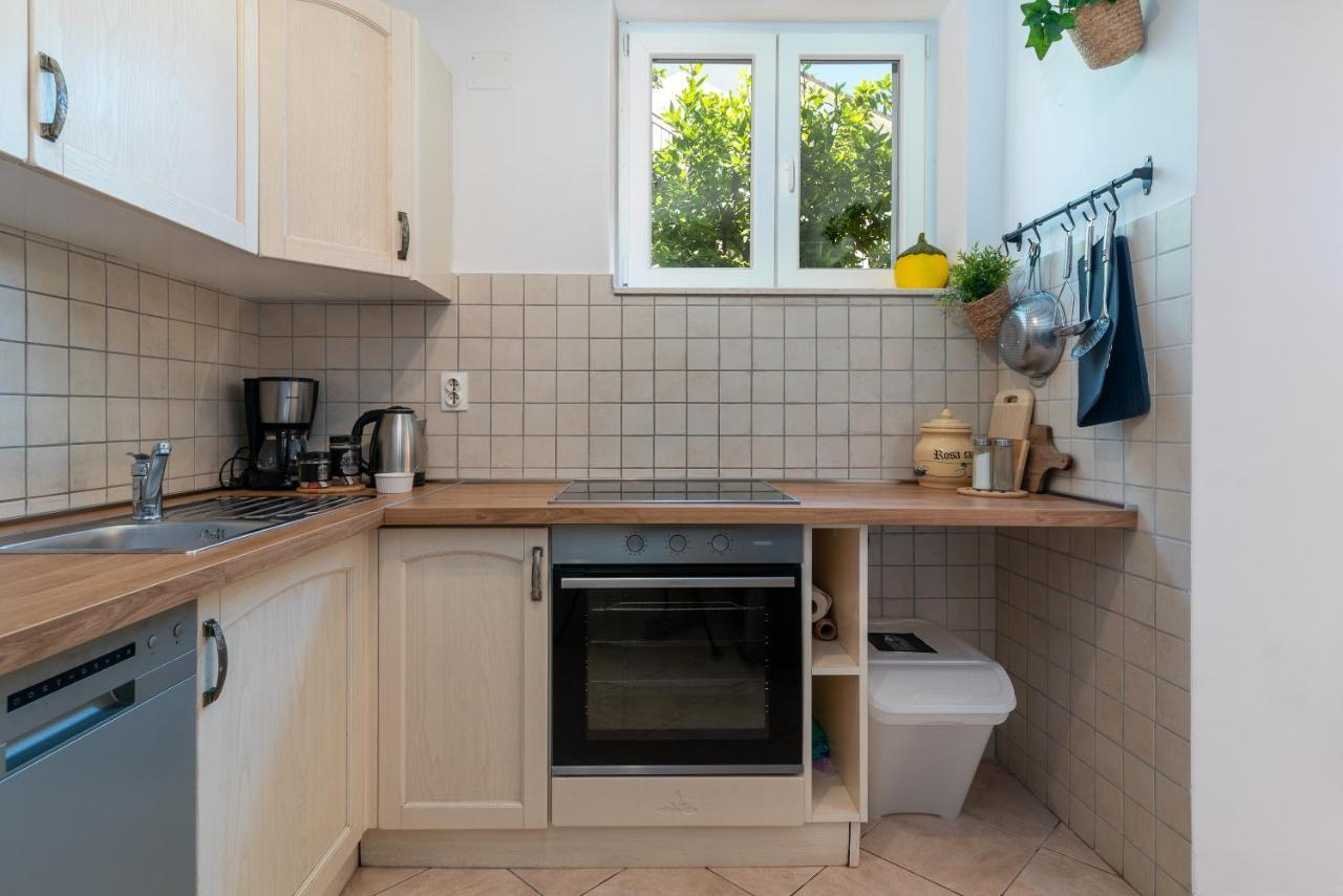Apartment Hrabar Longo تروغير المظهر الخارجي الصورة